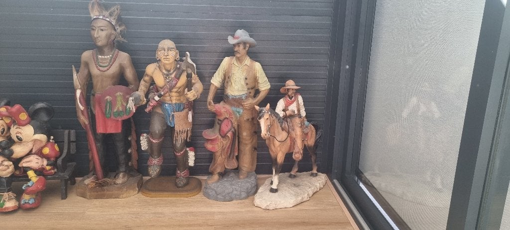 Beeld indiaan cowboy, Ophalen, Zo goed als nieuw, Mens