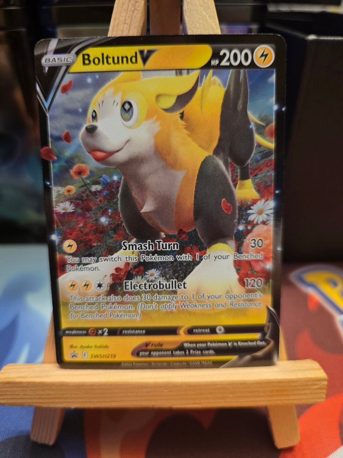 Pokemon Promo Boltund V Swsh219, Hobby en Vrije tijd, Verzamelkaartspellen | Pokémon, Verzenden, Nieuw, Losse kaart, Foil