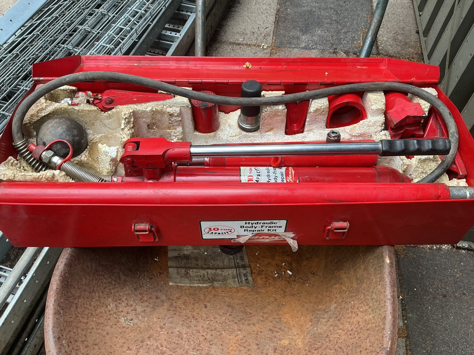 Janson hydraulisch uitdeuk en schade gereedschap 10 Ton, Auto diversen, Ophalen, Zo goed als nieuw
