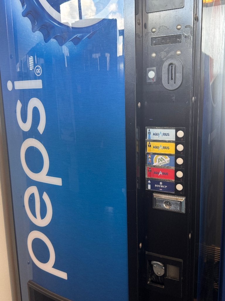 Drankautomaat | Pepsi automaat | 5 selecties | opruiming, Verzamelen, Ophalen, Vending Master, Info@vendingmaster.nl, Zo goed als nieuw