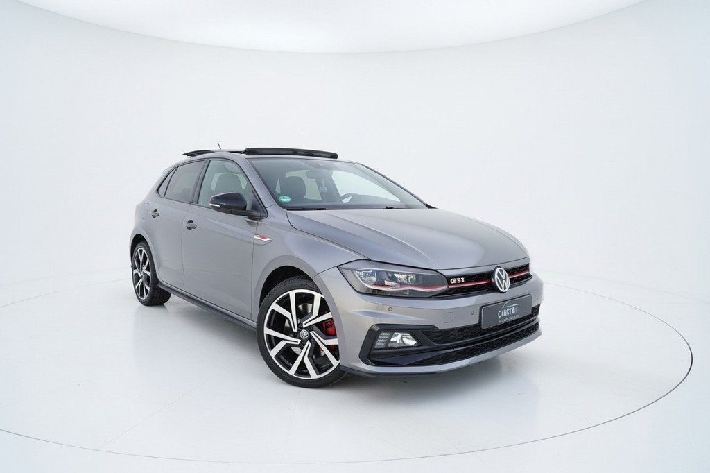 Volkswagen Polo 2.0 TSI GTI PANO VIRTUAL BEATS ACC 200PK, Auto's, Stof, Gebruikt, Zwart, 4 cilinders