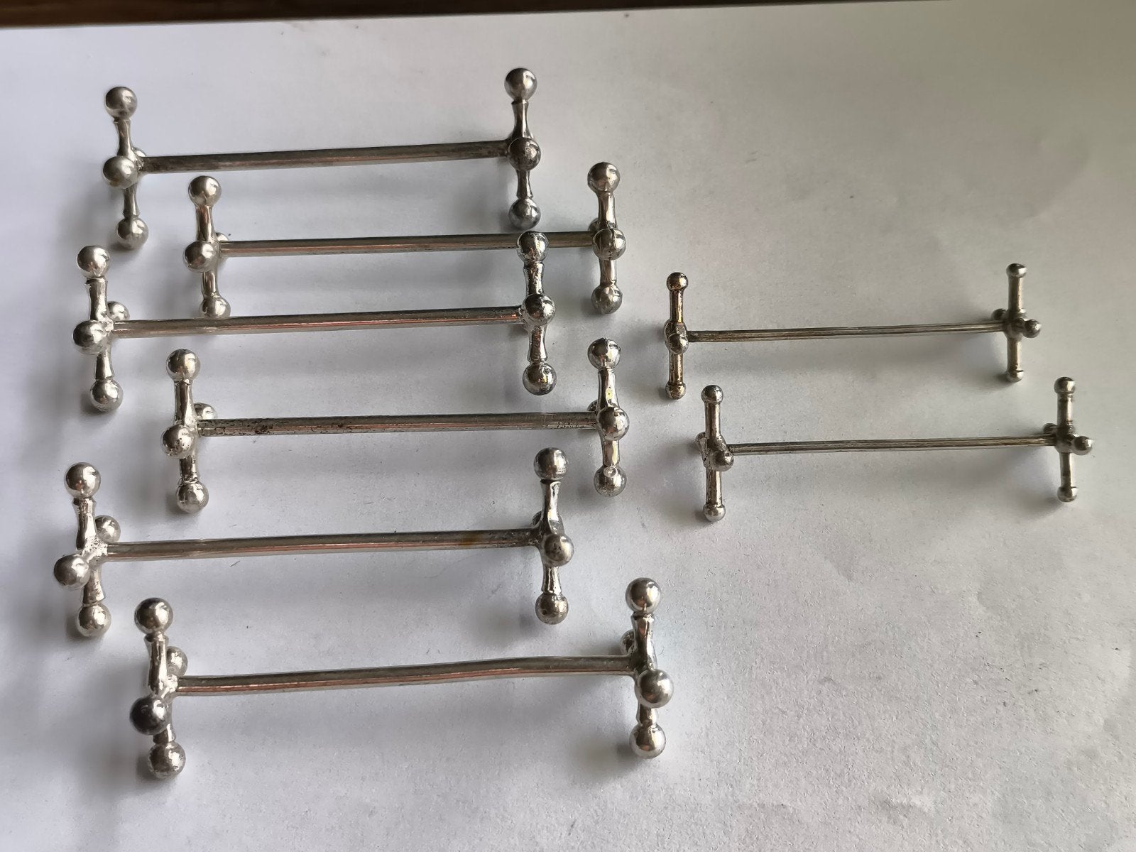 2 zilveren en 6 verzilverde messenleggers, Ophalen of Verzenden, 1:50 of kleiner