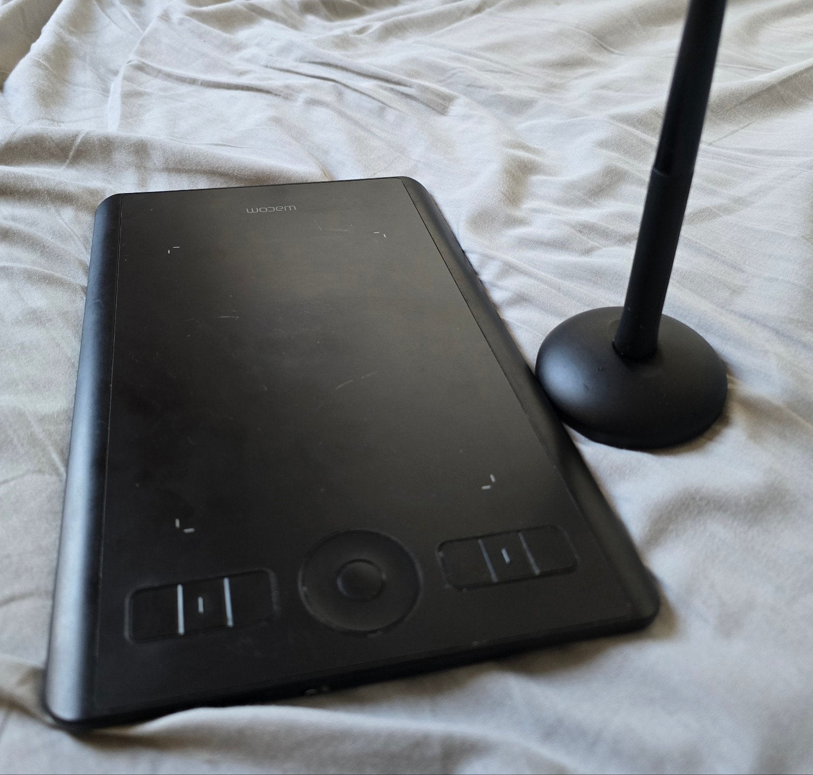 Wacom intuos pro small 2019 incl wacom pen, Computers en Software, Tekentablets, Gebruikt, Ophalen of Verzenden