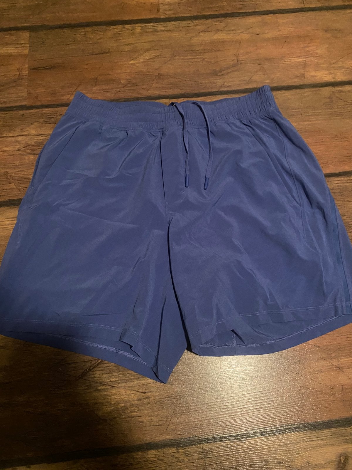 Lululemon hardloop short, Sport en Fitness, Loopsport en Atletiek, Overige merken, Nieuw, Ophalen of Verzenden, Kleding