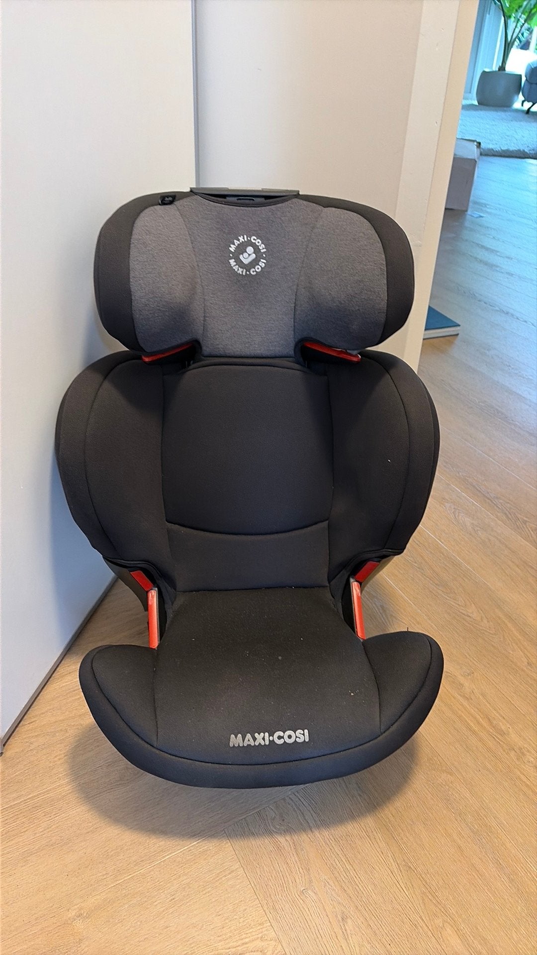 Maxi cosi rodyfix, Ophalen, Autogordel, 9 t/m 18 kg, Zo goed als nieuw