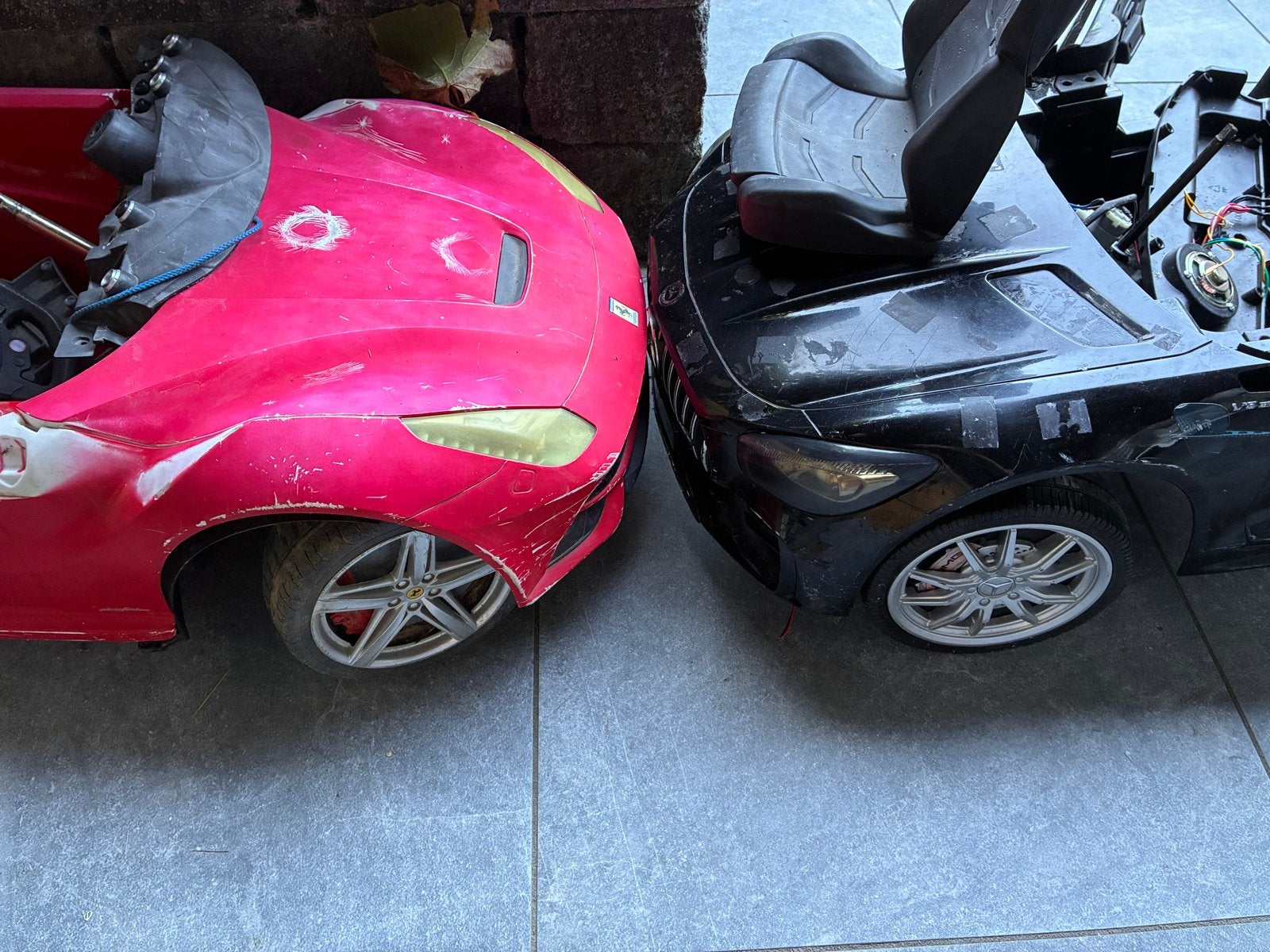 Onderdelen voor elektrische kinderauto's - voor de klusser, Gebruikt