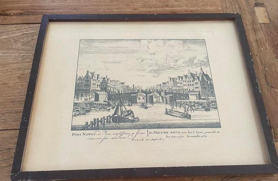 De Nieuwe Brug aan het IJ kant - Amsterdam (1681), Stadsgezicht, 24 cm, 30 cm, Met tekst