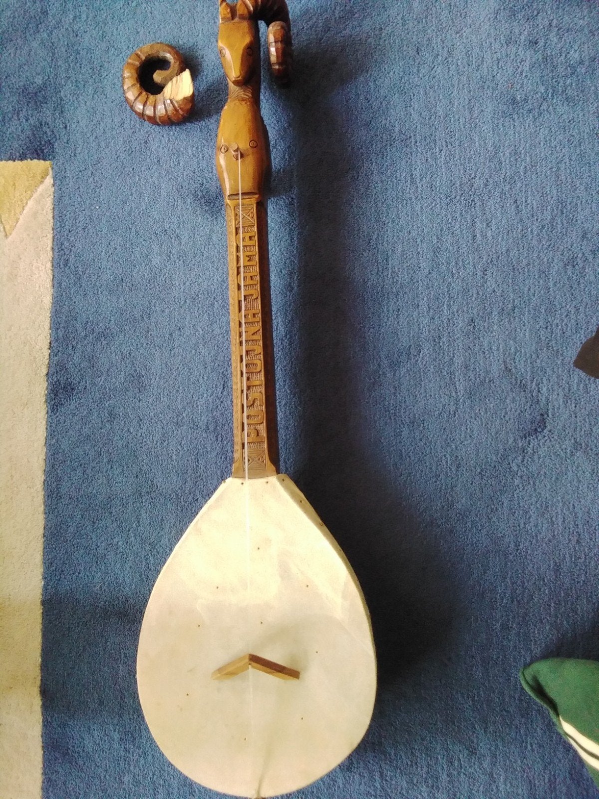 Unieke handgemaakte luit met ramshoofd, Muziek en Instrumenten, Ophalen of Verzenden, Gebruikt, Luit, Saz of Bouzouki