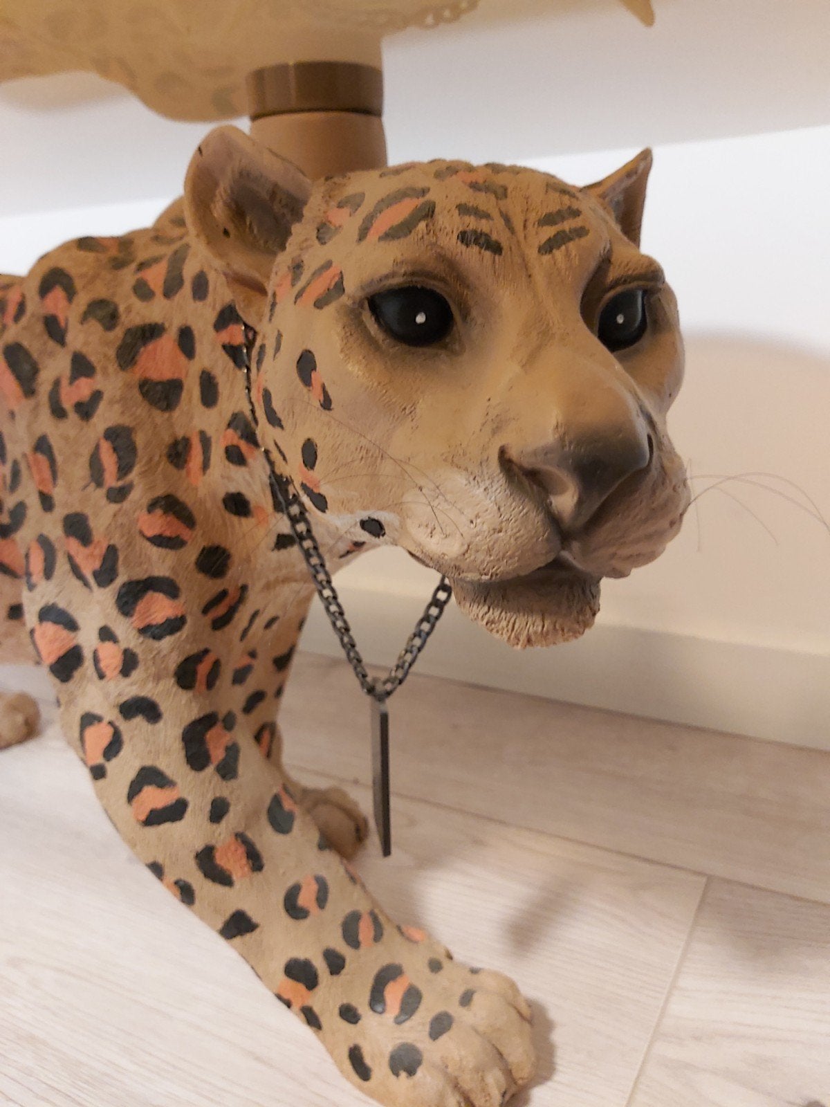 Bold Monkey Salontafel Luipaard met Glazen Blad, Huis en Inrichting, Ophalen, Minder dan 50 cm, 50 tot 100 cm, Modern, Exotisch, Dierenprint