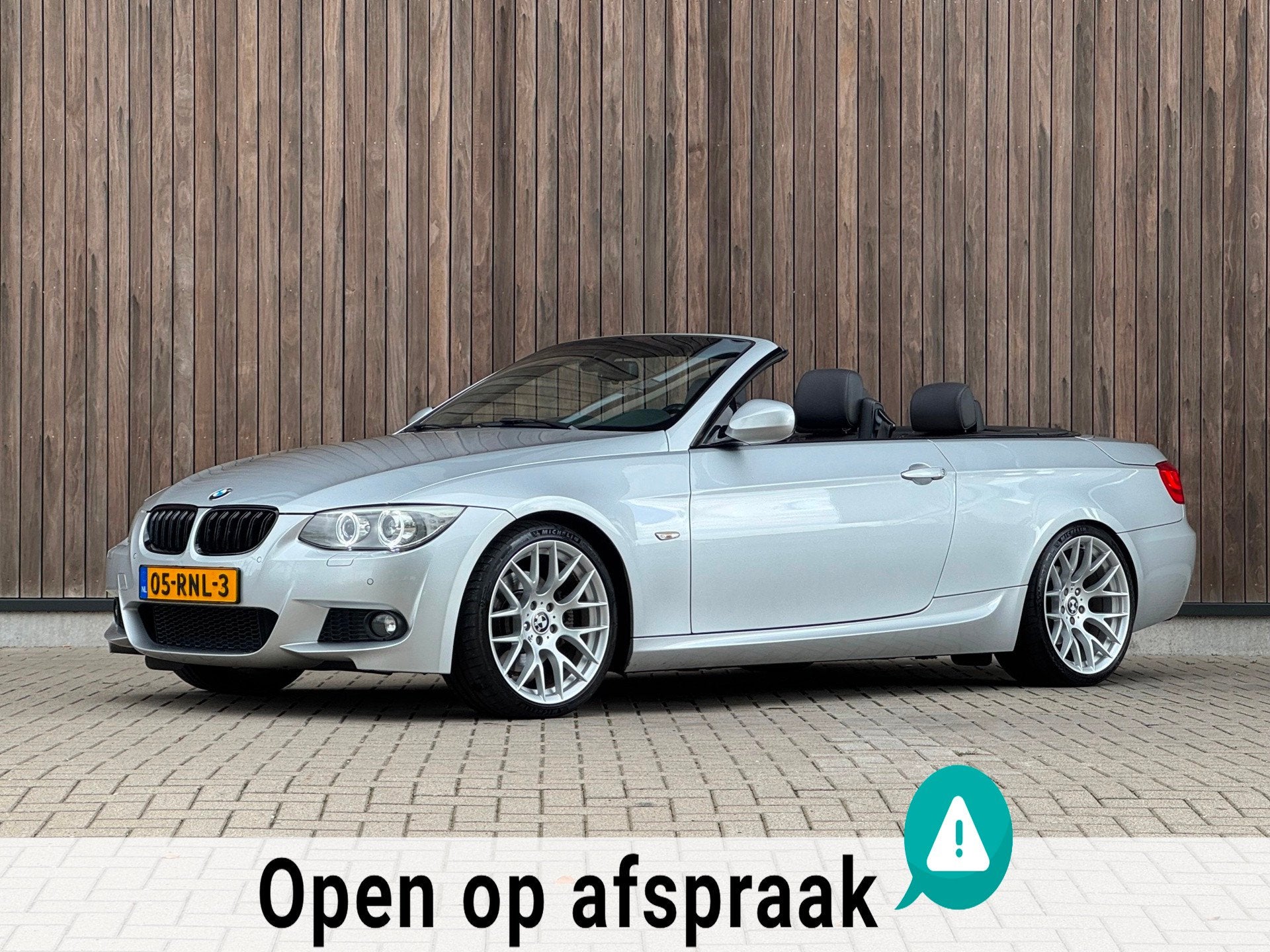 BMW 3-serie Cabrio 325i M-Sport Edition / Leder / H&K / 6Cil, Achterwielaandrijving, Gebruikt, Zwart, Cabriolet