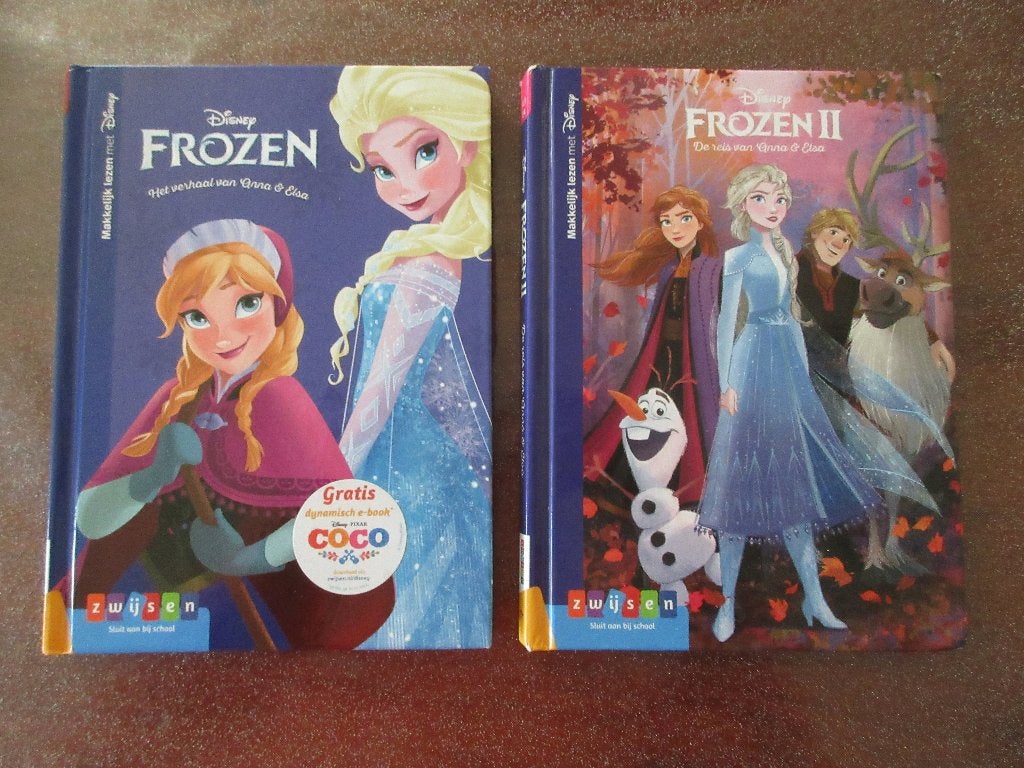 2 x boeken Frozen  I en II  :   Avi M4 + Avi E4  dyslexie, Ophalen of Verzenden, Gelezen, Fictie algemeen