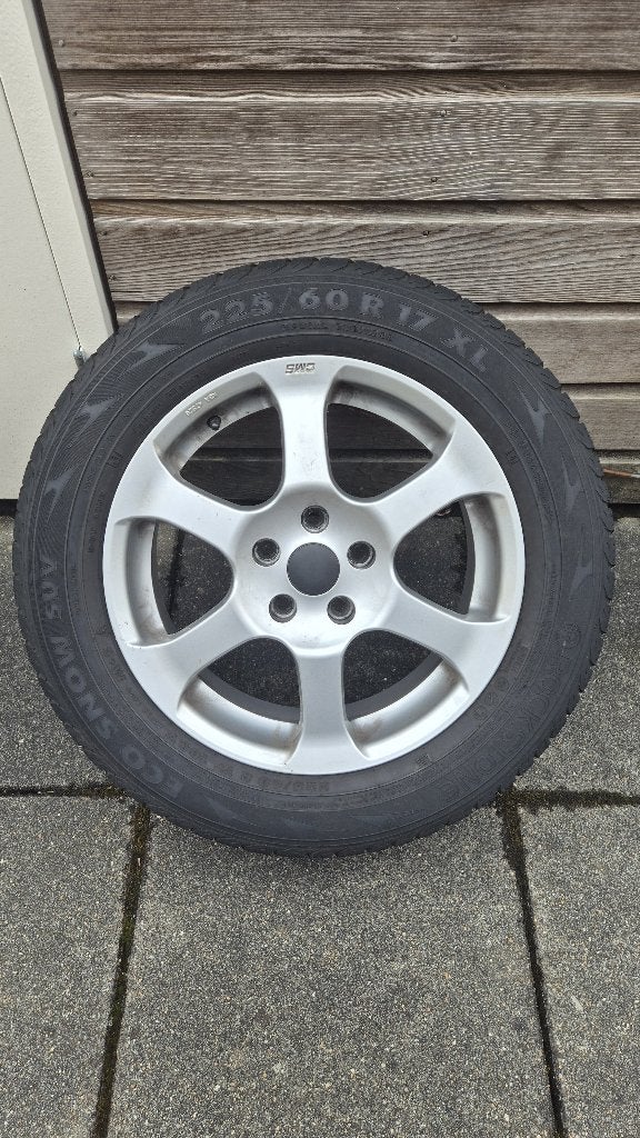 Winterbanden met velgen 17 inch Kia steekmaat 5 x114,3, Auto-onderdelen, Ophalen, Banden en Velgen, 17 inch, Winterbanden