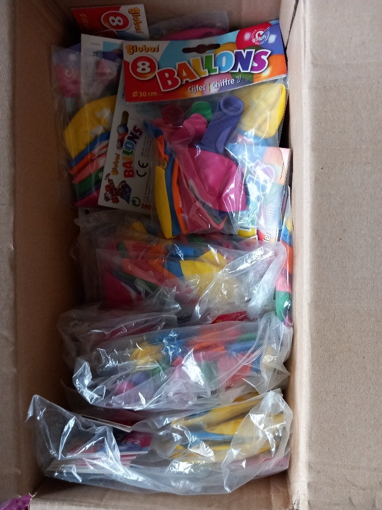 Partij glitters, slingers, ballonnen en kaarsen, Ophalen, Nieuw, Versiering, Verjaardag