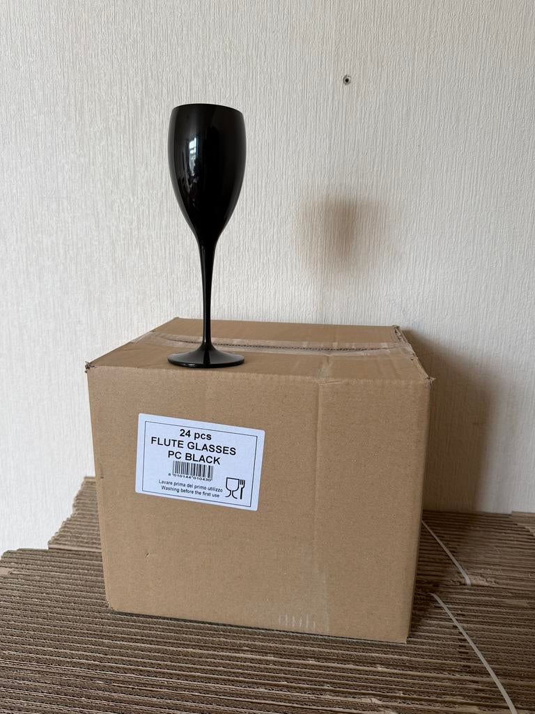 OP=OP Kunststof champagne flute glas zwart 24 stuks per doos, Ophalen of Verzenden, Zo goed als nieuw, Overige typen