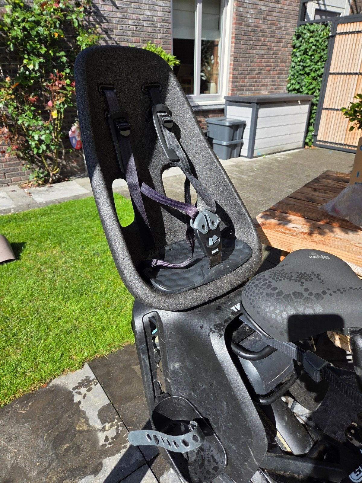 Thule Yepp Fietsstoeltje - Achterzitje, Fietsen en Brommers, Fietsaccessoires | Fietsstoeltjes, Achterzitje, Thule, Ophalen, 15 t/m 25 kg
