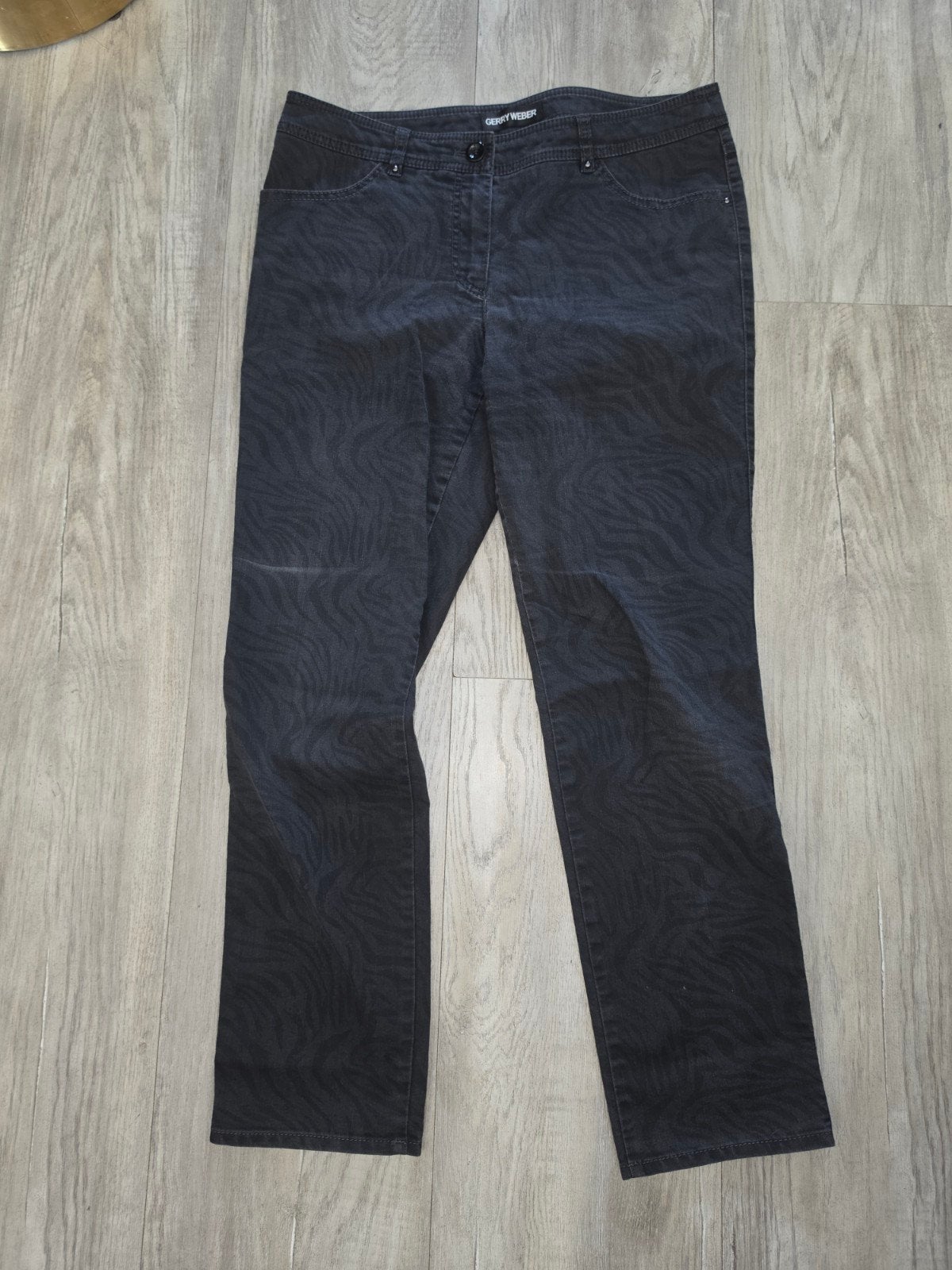 Gerry Weber Zwarte Broek met Print - Maat 46 dacht ik, Maat 38/40 (M), Zwart, Ophalen of Verzenden, Gerry Weber