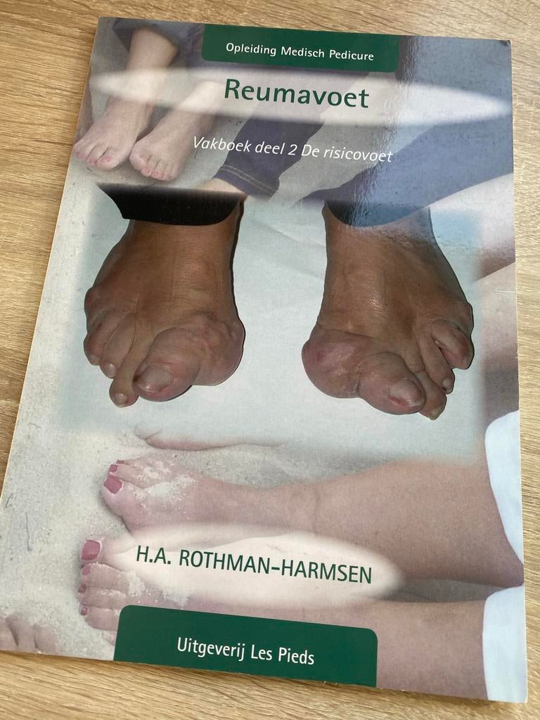 Lesboek Opleiding Medisch Pedicure Reumavoet, Ophalen of Verzenden, Gelezen, MBO