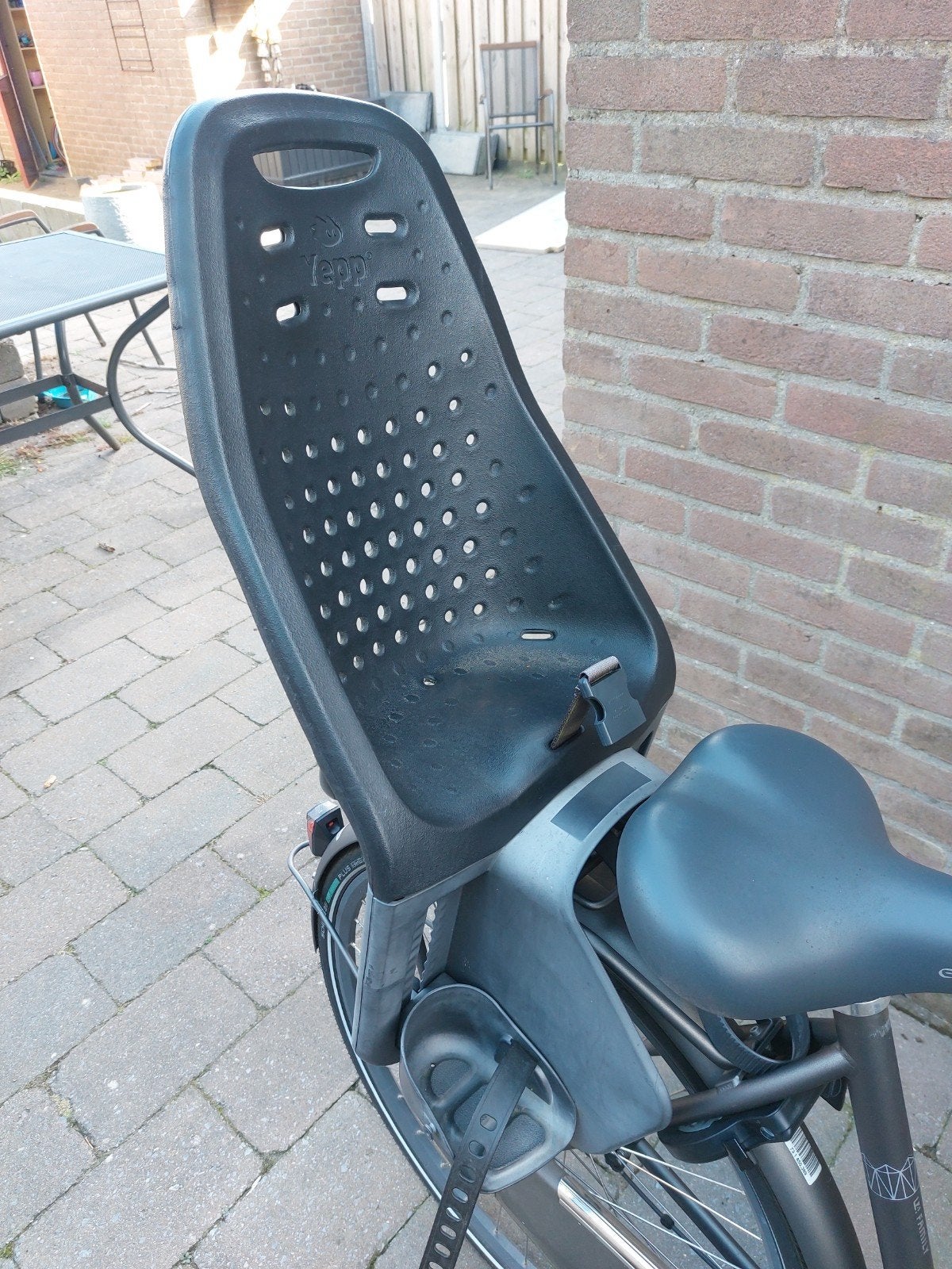 Yepp achterzitje voor fiets - zwart, Fietsen en Brommers, Ophalen, Gebruikt, Achterzitje, Yepp