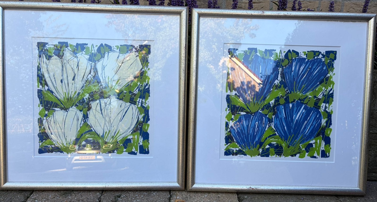 Zeefdrukken Ad van Hassel witte en blauwe tulpen, Ophalen