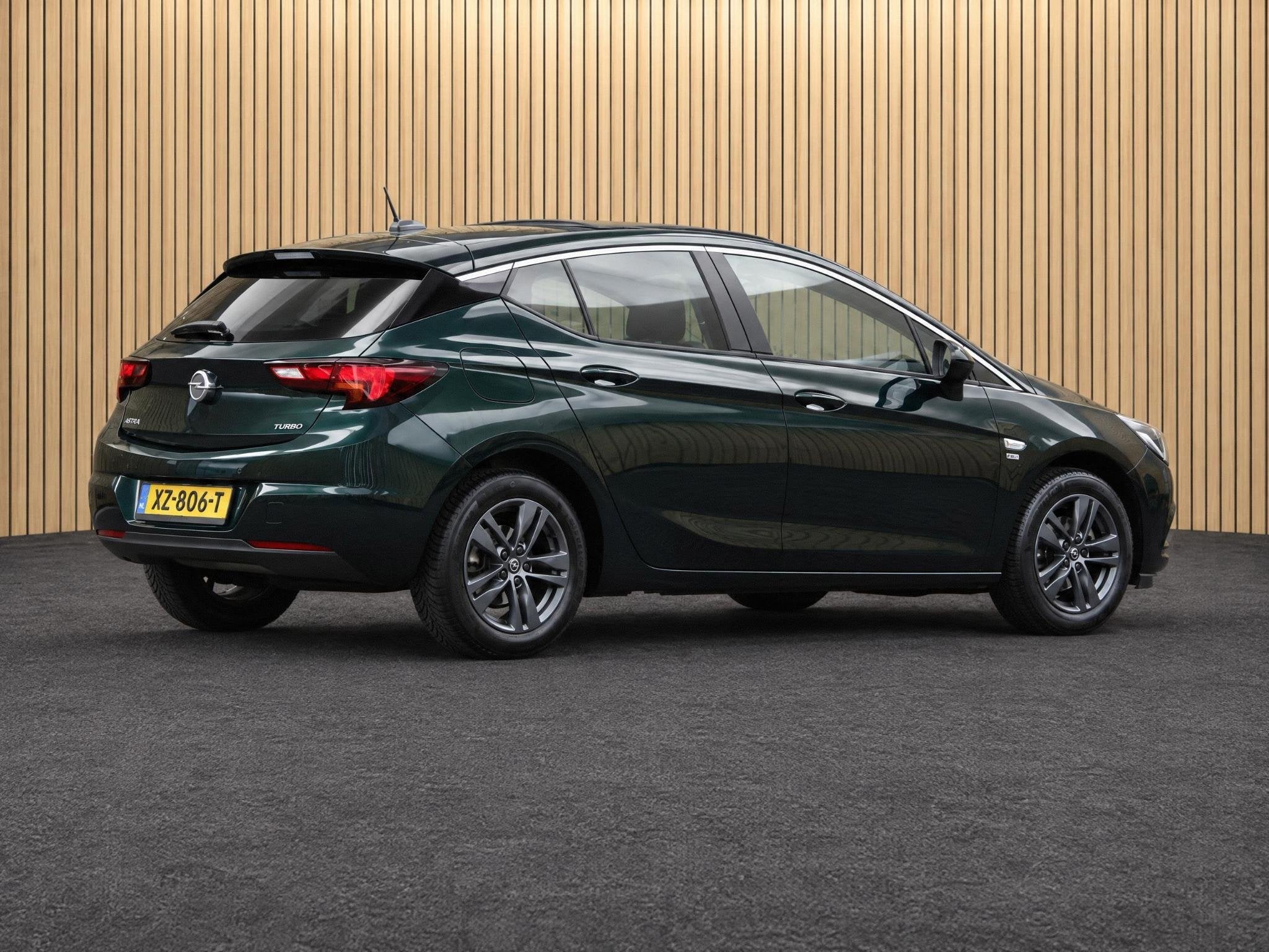 Opel Astra 1.4 Turbo 120 Jaar Edition | Navi / Climate / Cru, Auto's, 12 maanden, Gebruikt, 620 kg, Origineel Nederlands