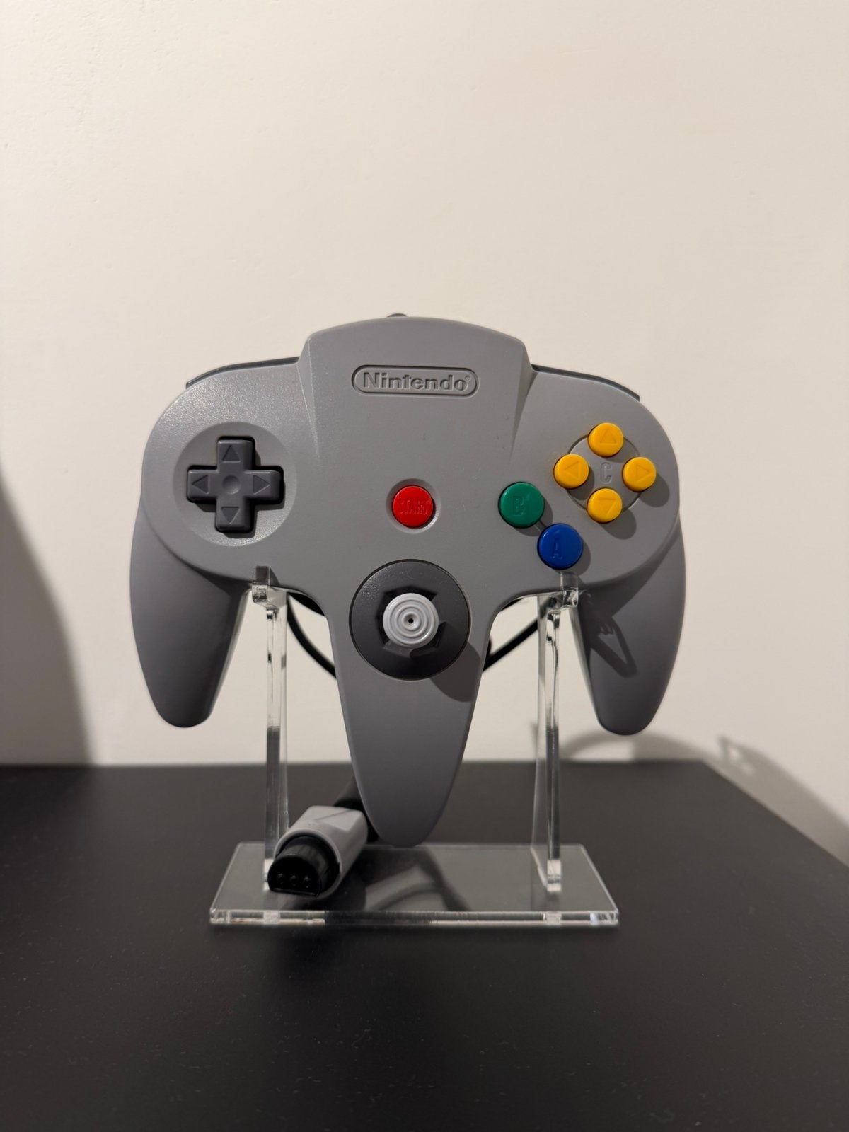 Originele Nintendo 64 controller grijs  + display, Ophalen of Verzenden, Zo goed als nieuw, Met 1 controller