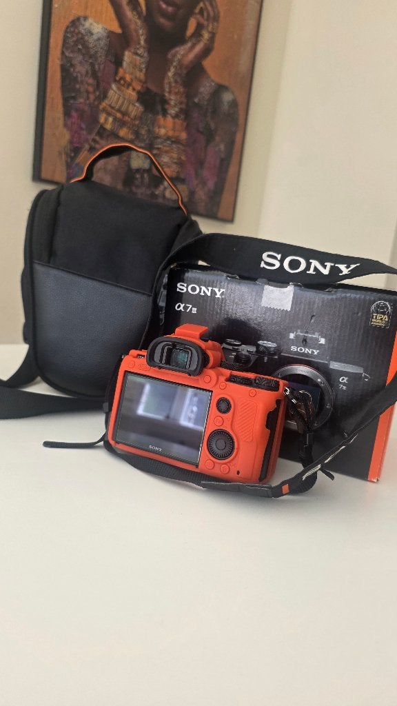 Sony A7 III | Slechts 2685 clicks | Compleet met doos, Audio, Tv en Foto, Fotocamera's Digitaal, Ophalen, Kantelbaar/draaibaar scherm