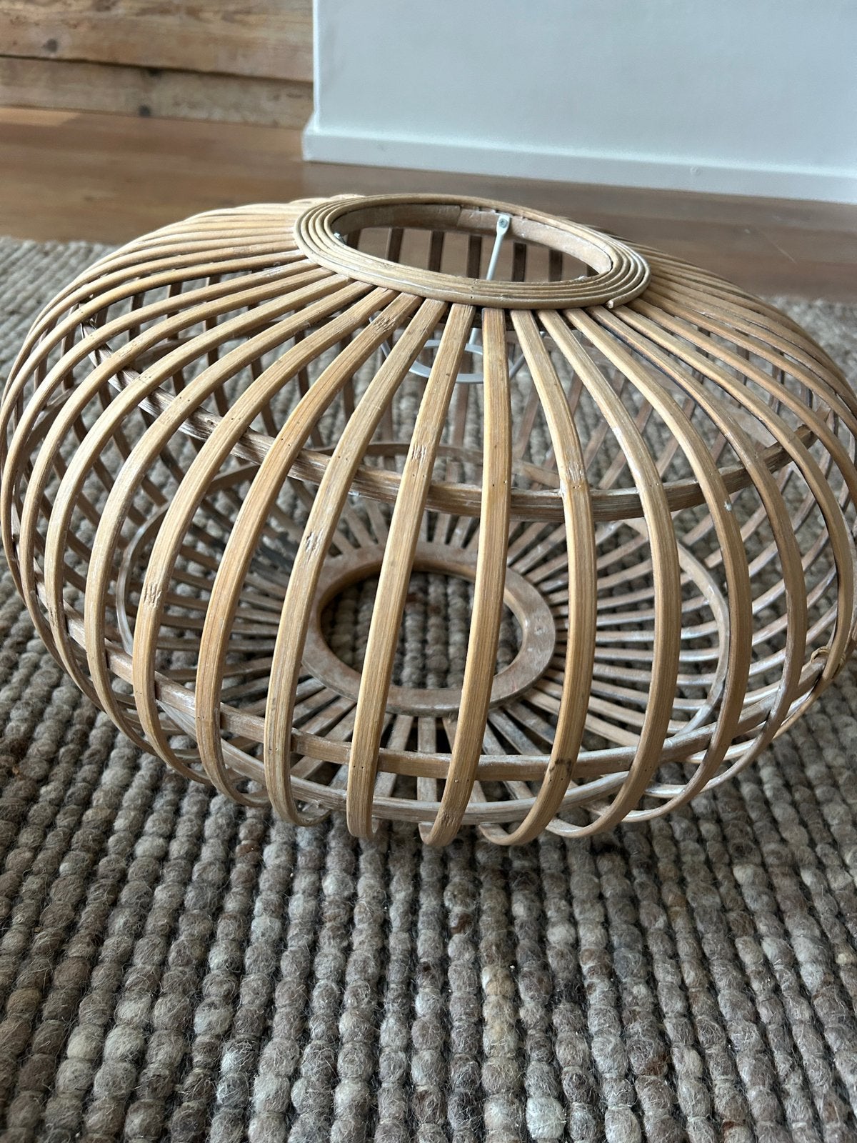 Bamboe hanglamp nieuwstaat, Huis en Inrichting, Lampen | Lampenkappen, Ophalen, Zo goed als nieuw, Rond