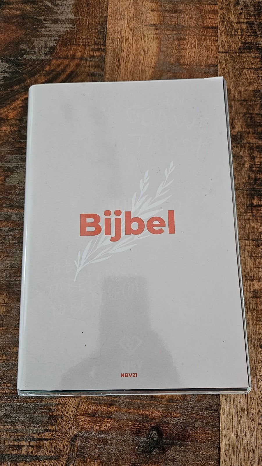Nieuwe NBV Jongerenbijbel met diverse omslagen, Ophalen of Verzenden, NBV21