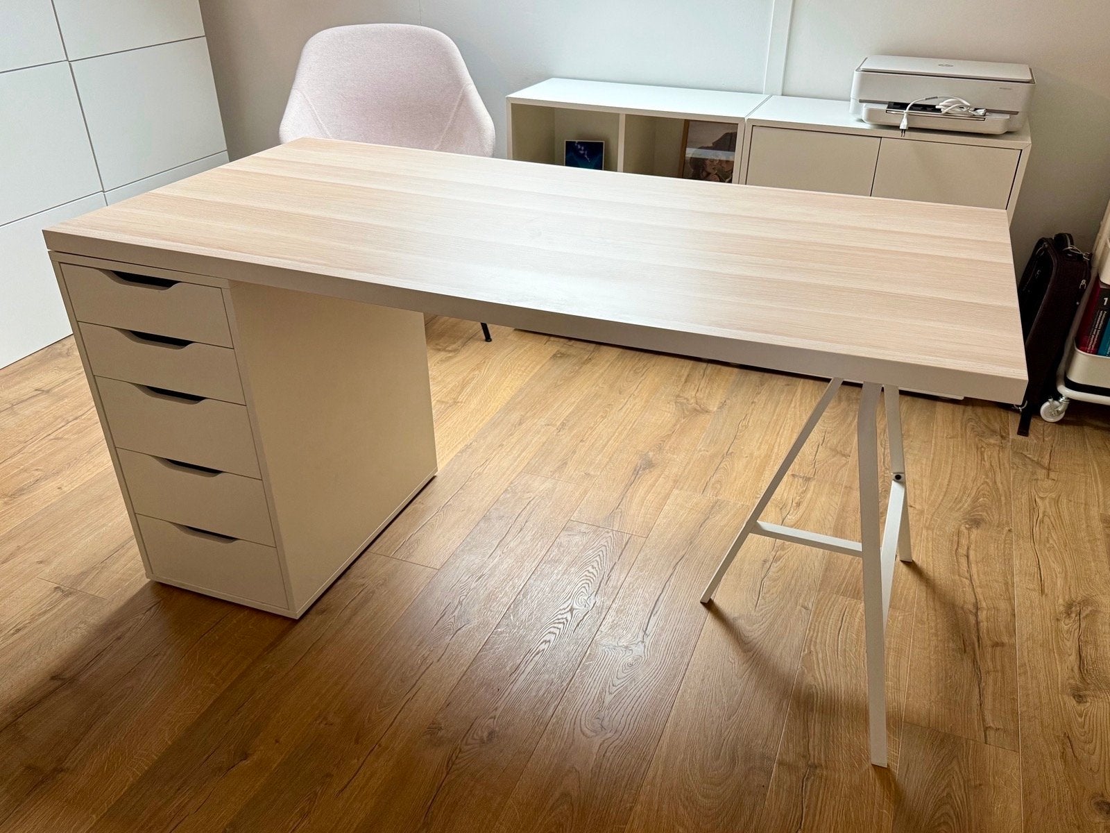 Ikea bureau met ladekast en poot, Ophalen, Gebruikt, Met lades, Spaanplaat of MDF