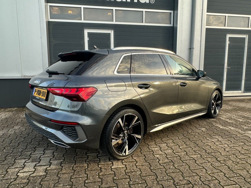 Audi A3 35 TFSI 150PK S-Line Aut. bj2021 *Navi *PDC *Cruise, Automaat, Euro 6, 4 cilinders, Bedrijf