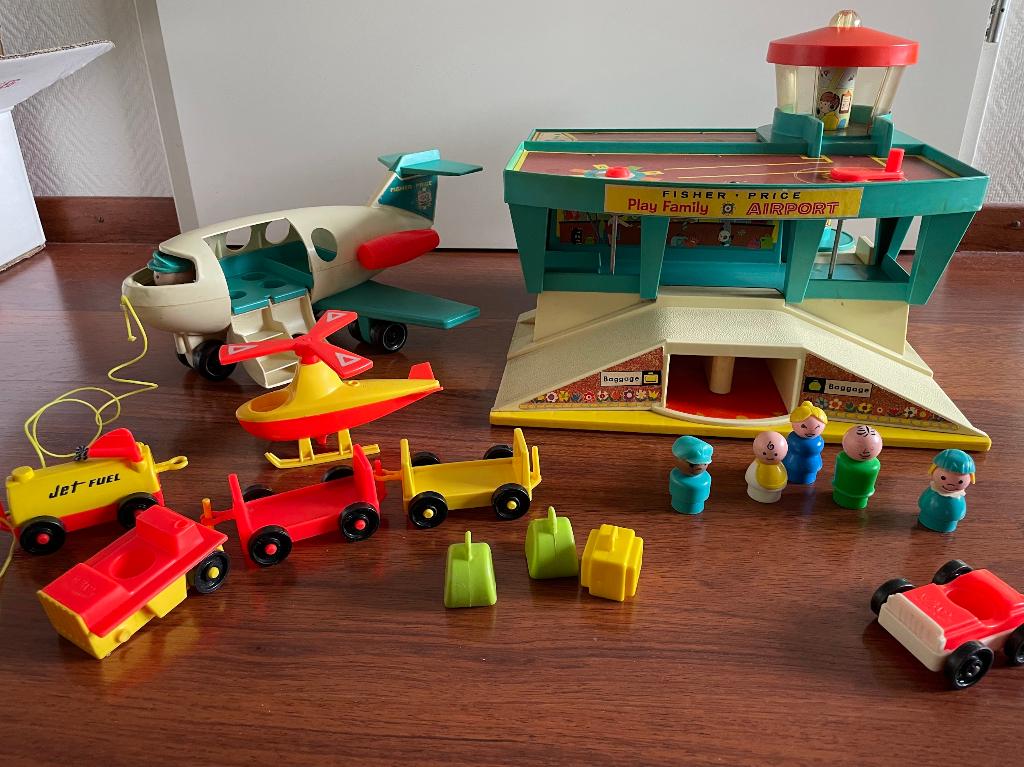 Fisher Price vintage vliegveld met vliegtuig, Kinderen en Baby's, Speelgoed | Fisher-Price, Ophalen, Gebruikt, Speelset