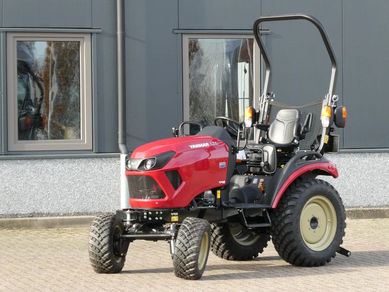 Yanmar SA424 4wd HST / 0001 Draaiuren / Automaat