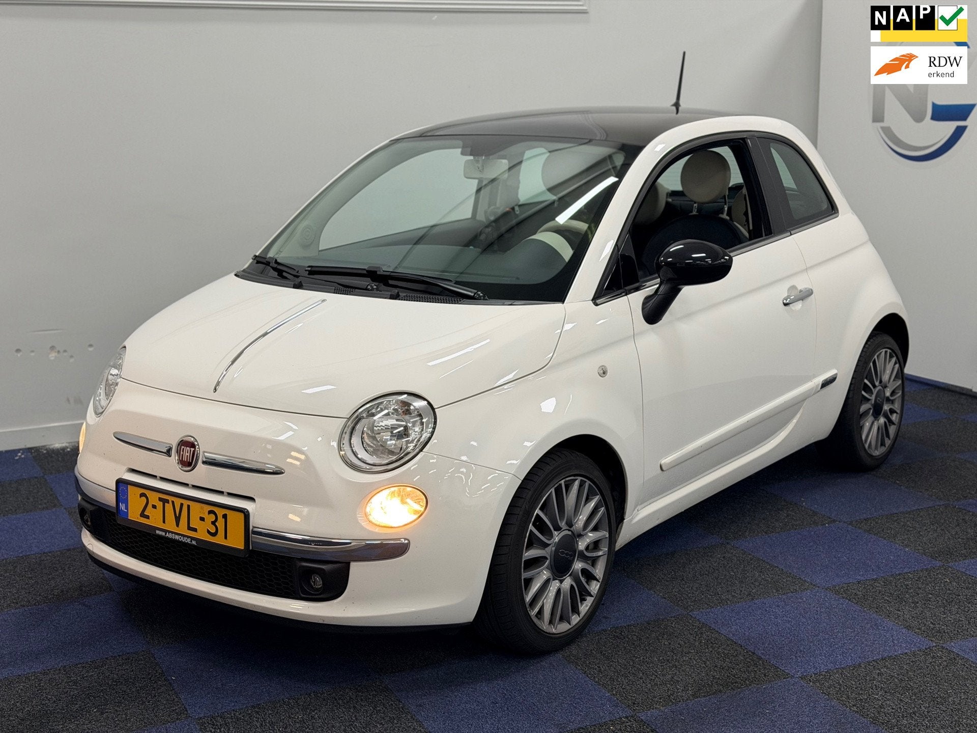 Fiat 500 0.9 TwinAir Turbo Cult / PANORAMADAK / NAP / DEALER, Auto's, Fiat, Bedrijf, Te koop, ABS, Airbags, Airconditioning, Automatische klimaatregeling
