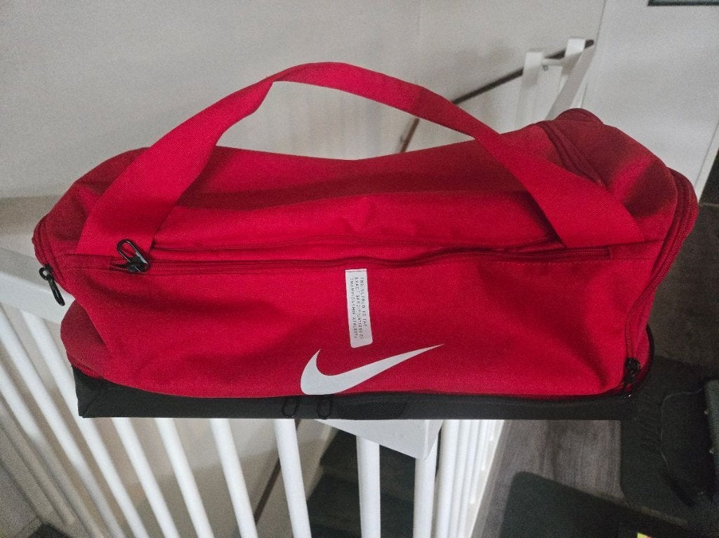Sporttas Nike jeugd, Sieraden, Tassen en Uiterlijk, Tassen | Sporttassen, Ophalen of Verzenden, Zo goed als nieuw, Unisex kinderen