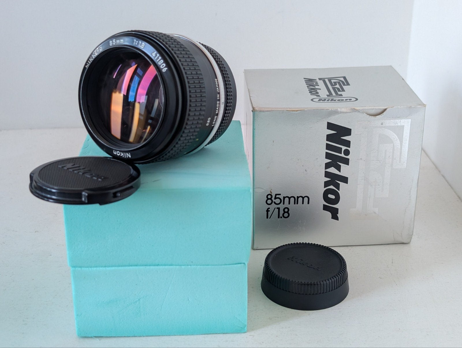 Nikon Nikkor F 85mm f/1.8 Non-AI Vintage Lens in Doos, Audio, Tv en Foto, Fotografie | Lenzen en Objectieven, 85 mm, Nikon, Ophalen of Verzenden