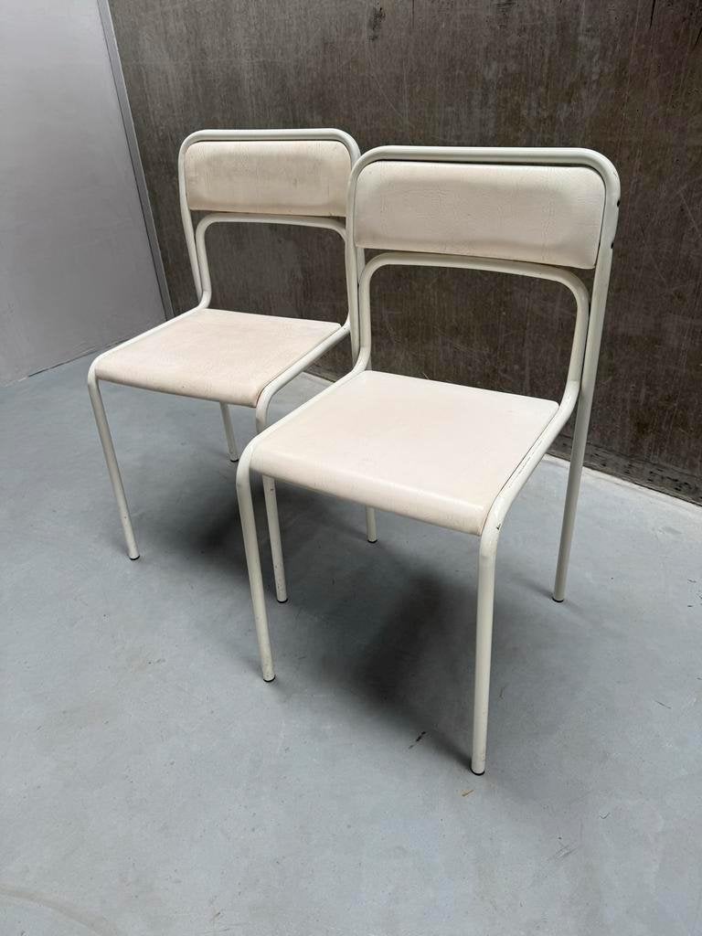 2 Vintage Bauhaus Stapelbare Stoelen - Wit Skaileer, Ophalen, Gebruikt, Twee, Wit