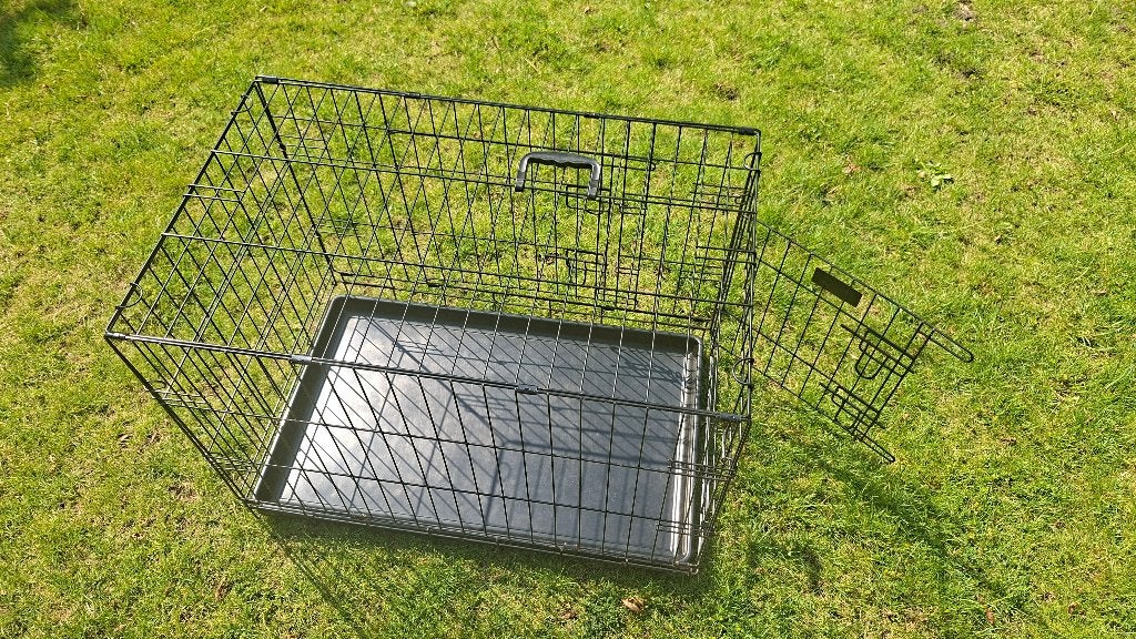 hond bench zwart met 2 deur openingen, Ophalen, Zo goed als nieuw