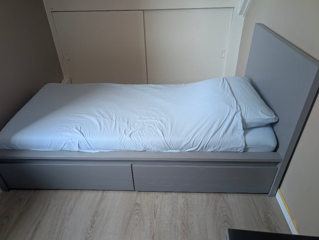 Tiener Bed, Ophalen, 90 cm, Eenpersoons, Zo goed als nieuw