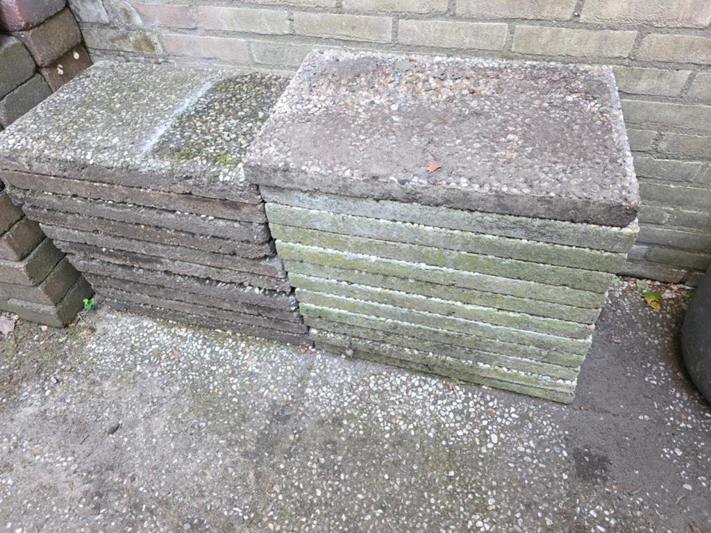 21 Grindtegels gratis afhalen, Tuin en Terras, Ophalen, Gebruikt, Beton, Terrastegels