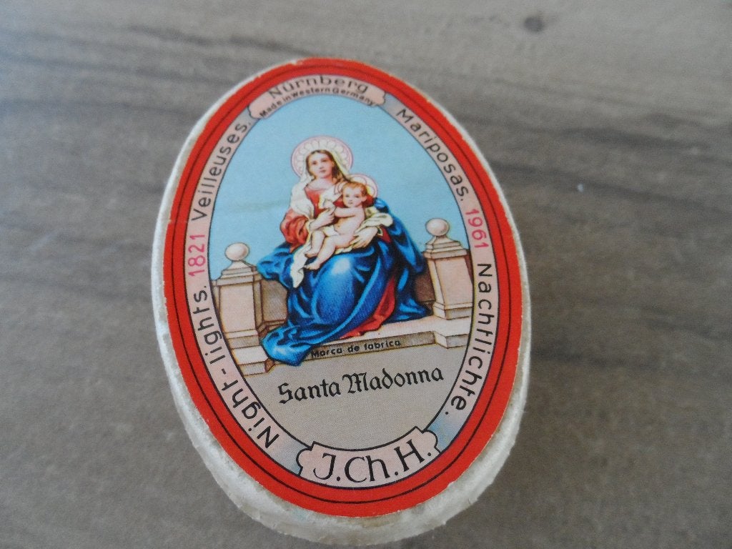 Doosje met kaarsjes - Religie., Ophalen of Verzenden