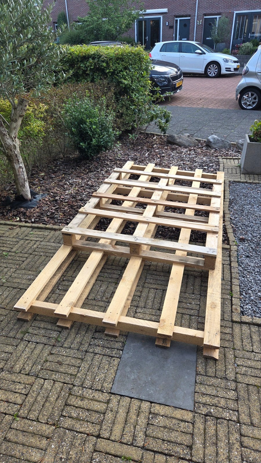 Twee gratis pallets: 120x290cm en 115x135cm, Ophalen