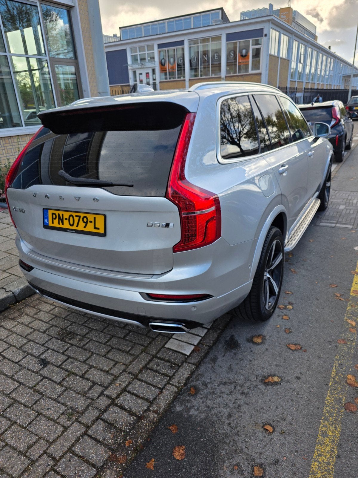 Volvo XC90 D5 235pk met Powerpulse Technologie Geartronic 7P, Euro 6, 4 cilinders, 7 stoelen, Diesel