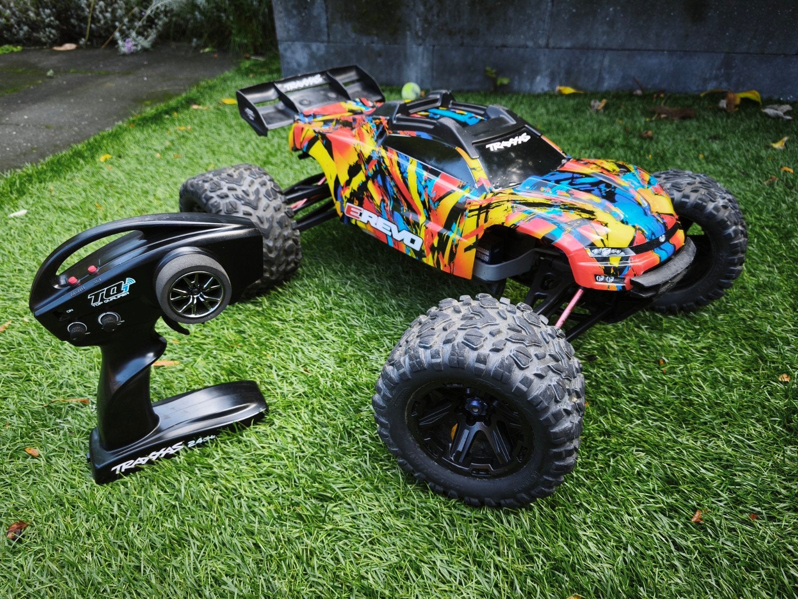 Traxxas E-Revo 2.0  Brushless met Bluetooth TQi, Elektro, Gebruikt, Auto offroad, Ophalen of Verzenden