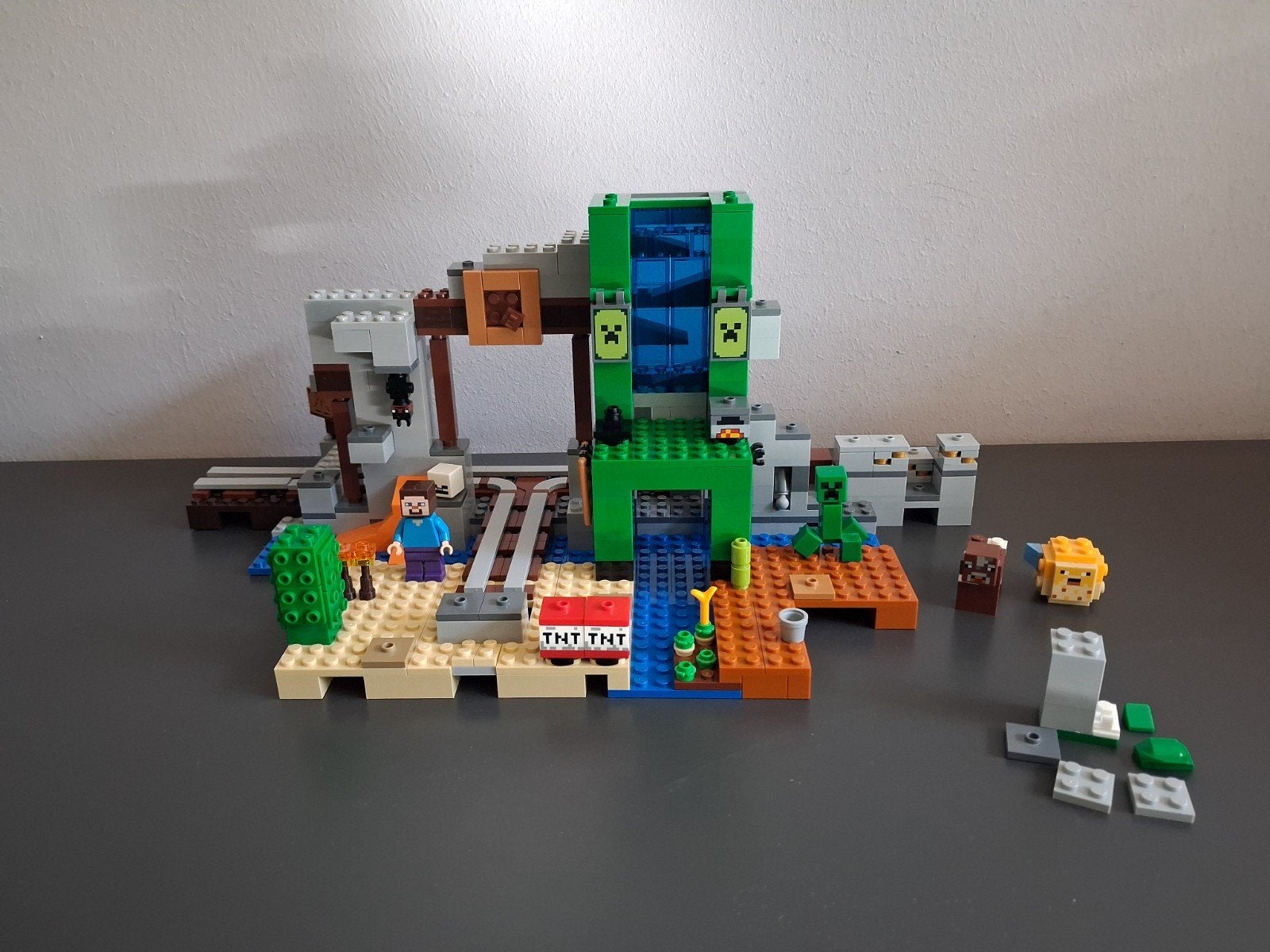 LEGO Minecraft De Creeper Mijn (21155) incompleet, Ophalen of Verzenden, Zo goed als nieuw, Overige merken