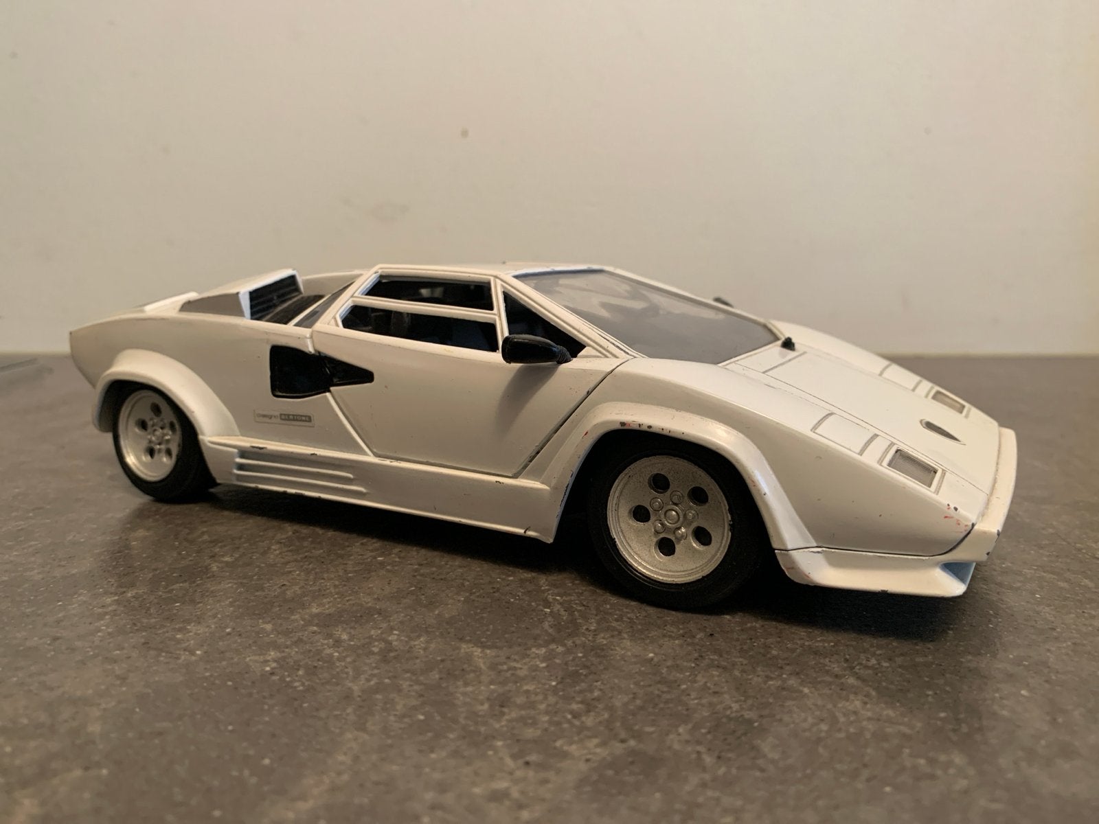 Tonka Lamborghini Countach 5000 QV Modelauto 1:18, Ophalen of Verzenden, Gebruikt, Auto, Overige merken