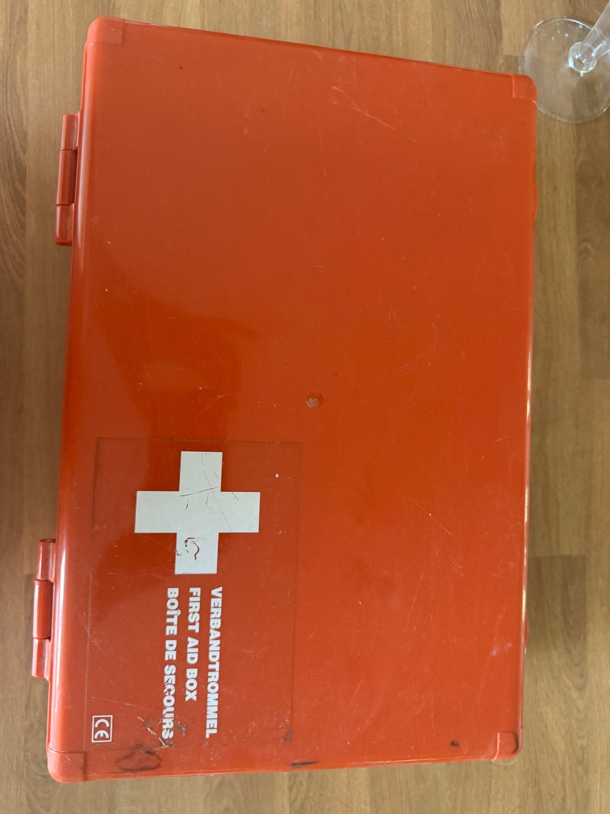 Ehbo doos met inhoud, Ophalen of Verzenden