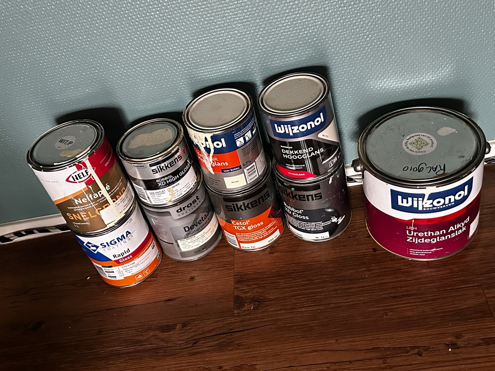 Diverse verfblikken, bijna allemaal nog vol, Doe-het-zelf en Verbouw, Ophalen of Verzenden, Gebruikt, Overige typen