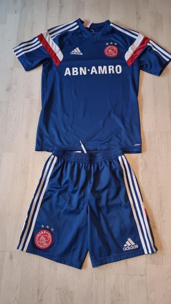 Ajax Training Tenue! Seizoen 14/15! Sponsor! Mt 176/S!, Ophalen of Verzenden, Zo goed als nieuw, Rood, Voetbal