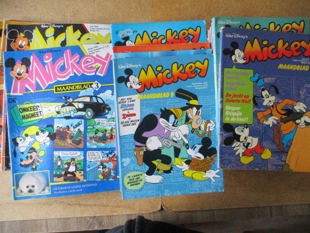 adv8461 mickey maandblad, Eén stripboek, Ophalen, Gelezen