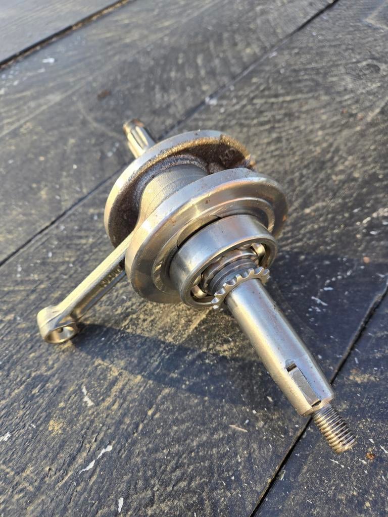 Honda 12V krukas, Fietsen en Brommers, Ophalen of Verzenden, Zo goed als nieuw, Blok, Overige merken